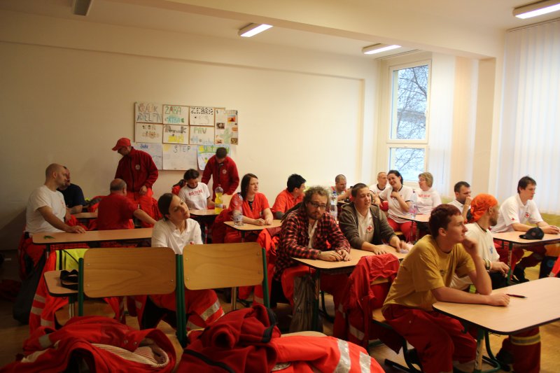 První cvičení 2012 - ZŠ Rožnov - školení